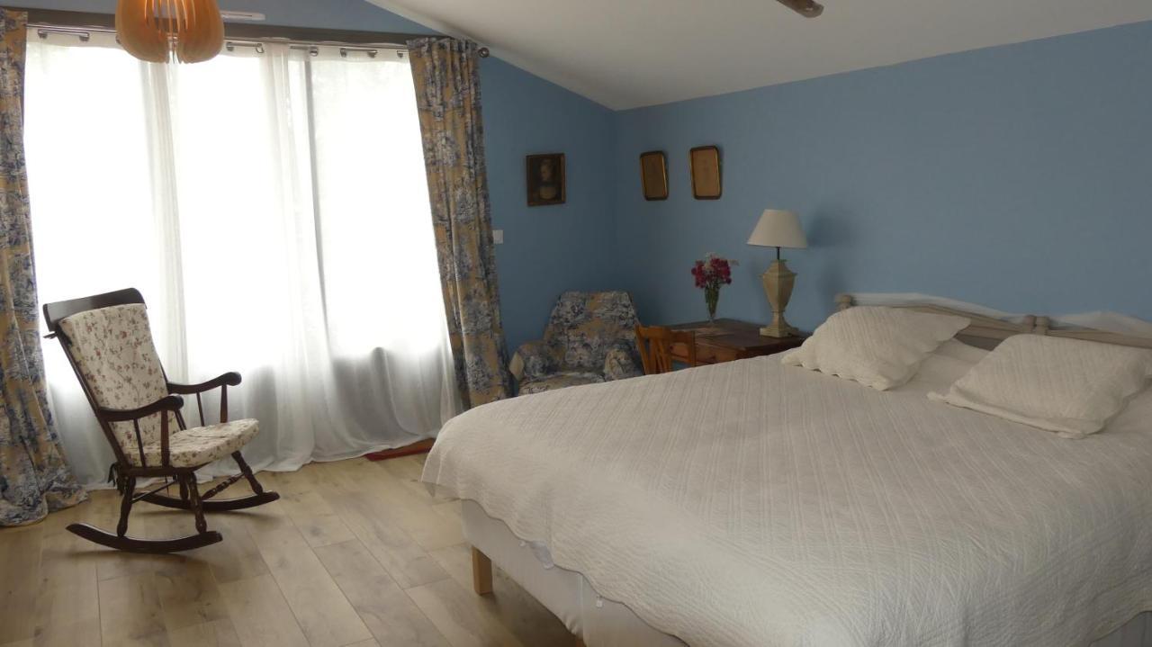 La Petite Lande Bed & Breakfast Ménil Exterior foto