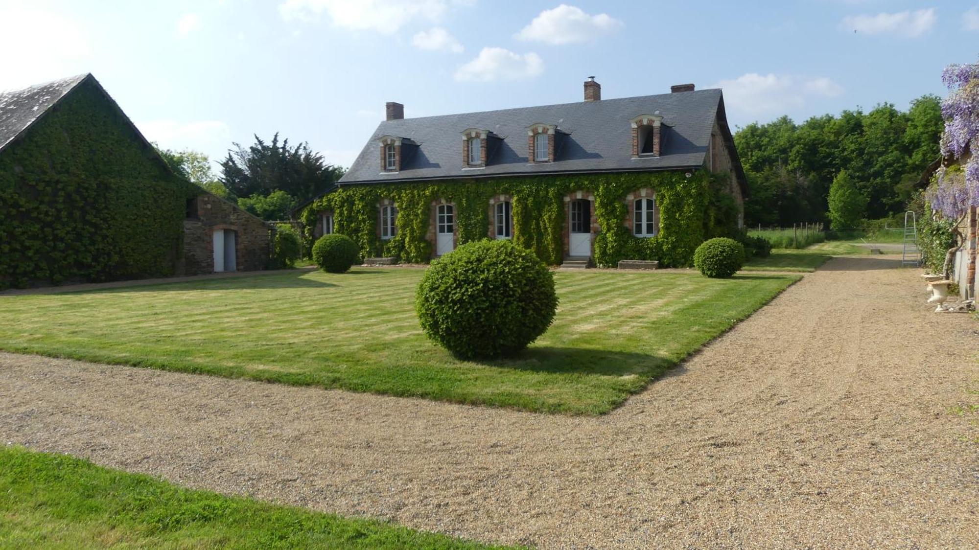 La Petite Lande Bed & Breakfast Ménil Exterior foto